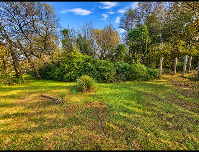 1,672M² VACANT LAND FOR SALE IN ROTHDENE